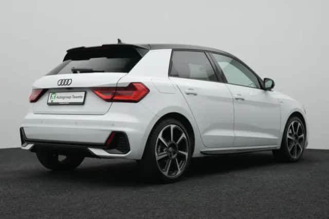 Audi A1 (2025) thumbnail 2