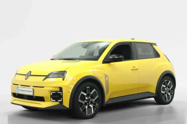 Renault 5 Urban Range techno (2026) thumbnail 1
