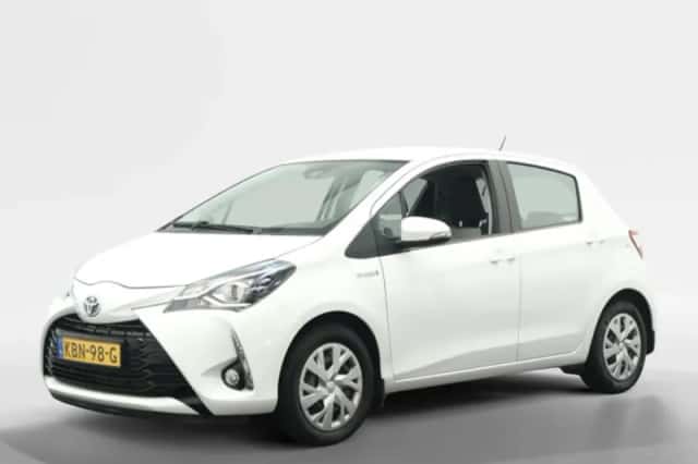 Toyota Yaris (2020) thumbnail 1