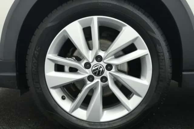 Volkswagen Taigo (2024) thumbnail 6