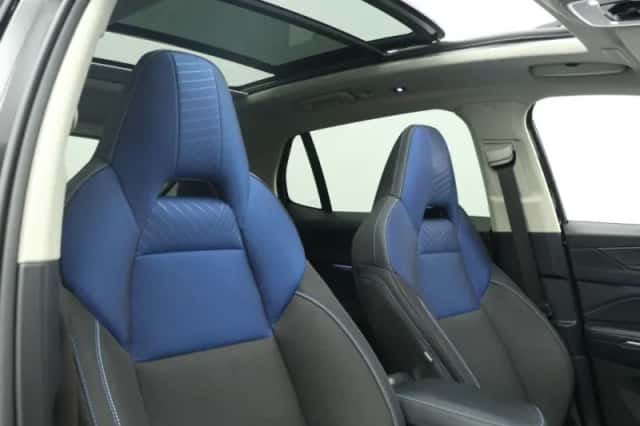 Lynk & Co 01 (2023) thumbnail 3