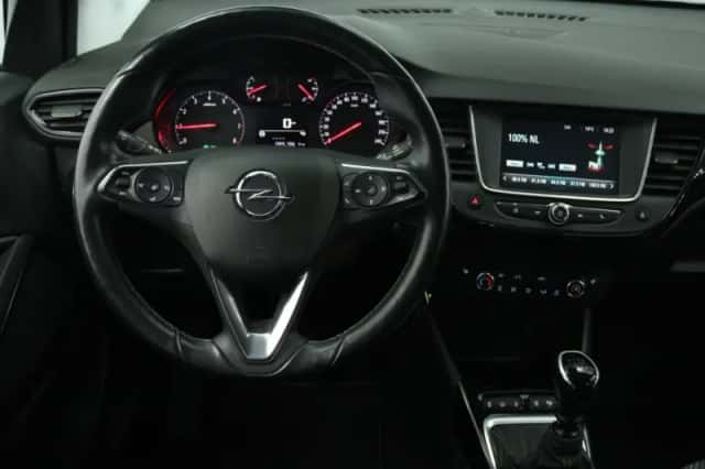 Opel Crossland X (2019) thumbnail 3