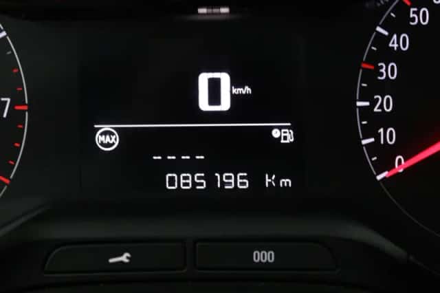 Opel Crossland X (2019) thumbnail 4