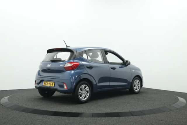 Hyundai i10 (2025) thumbnail 2