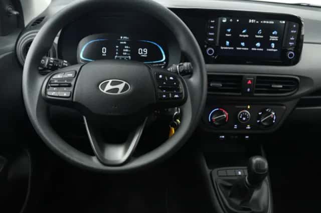 Hyundai i10 (2025) thumbnail 3