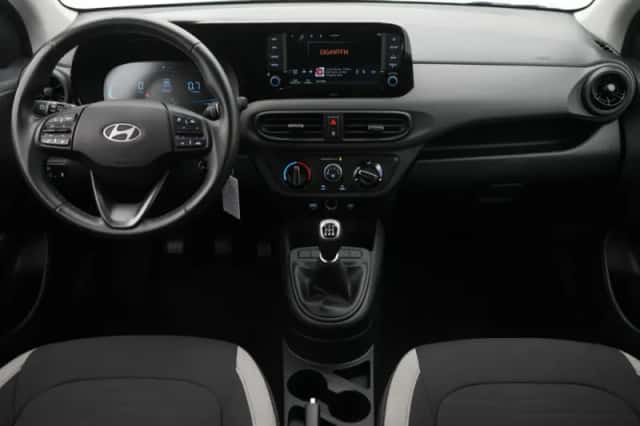 Hyundai i10 (2025) thumbnail 3