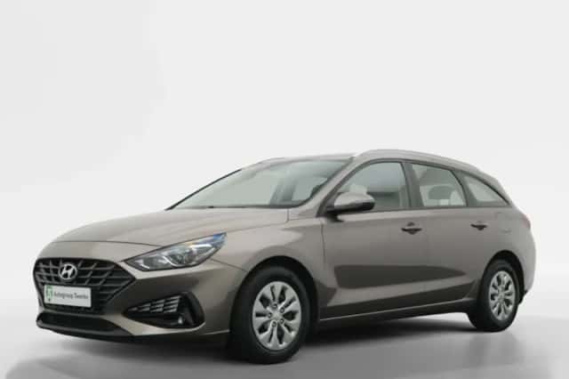 Hyundai i30 (2023) thumbnail 1