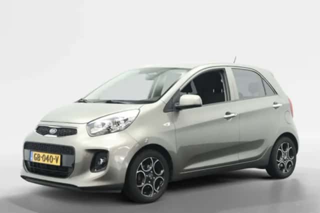 Kia Picanto (2015) thumbnail 1
