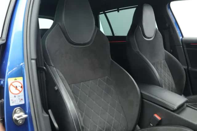 Škoda Superb (2020) thumbnail 4