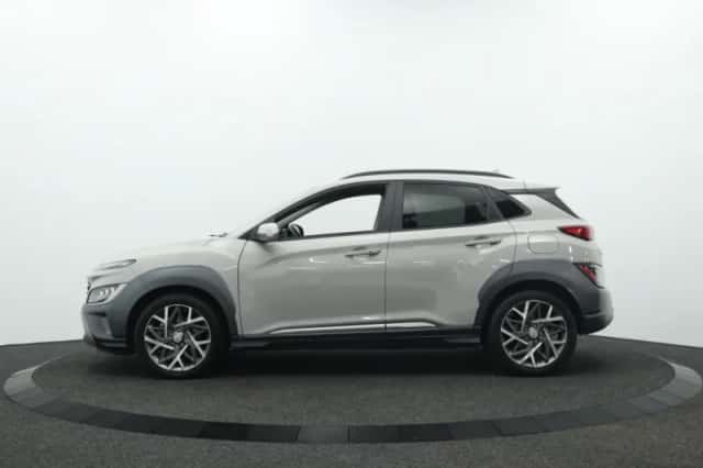Hyundai Kona (2022) thumbnail 6