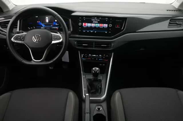 Volkswagen Polo (2025) thumbnail 3