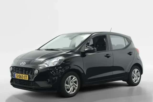 Hyundai i10 (2023) thumbnail 1