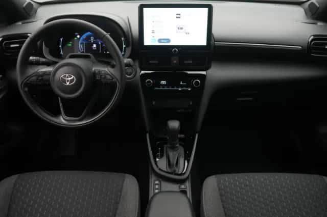 Toyota Yaris Cross (2026) thumbnail 3