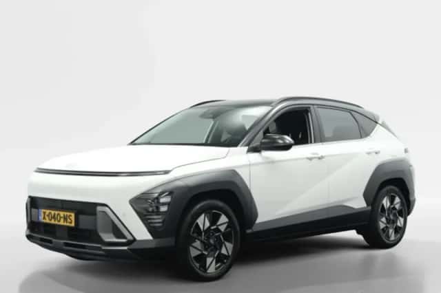 Hyundai Kona (2024) thumbnail 1