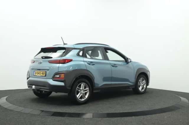 Hyundai Kona (2019) thumbnail 2