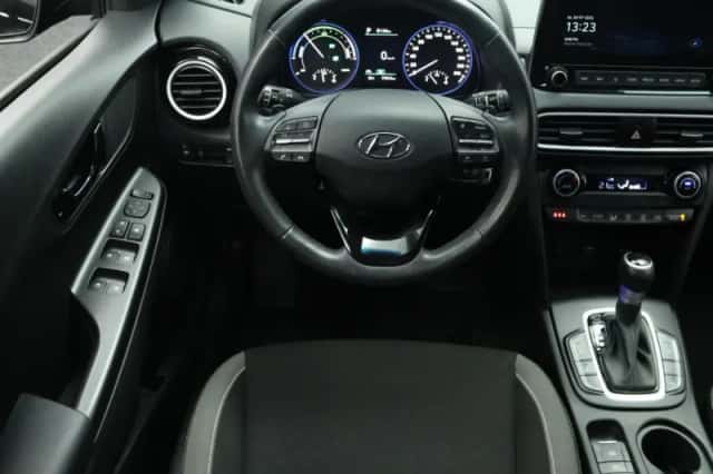 Hyundai Kona (2020) thumbnail 3