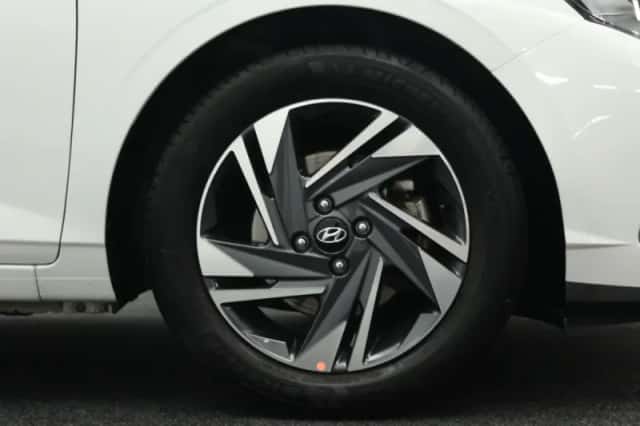 Hyundai i20 (2022) thumbnail 6