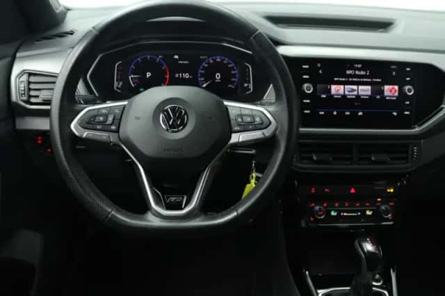 Volkswagen T-Cross (2020) thumbnail 3