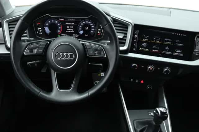 Audi A1 (2023) thumbnail 6