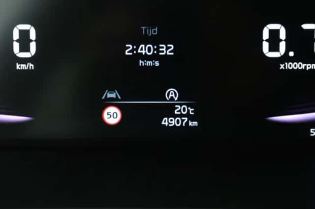 Kia Picanto (2025) thumbnail 4