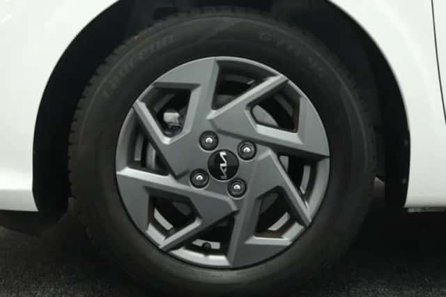 Kia Picanto (2025) thumbnail 6