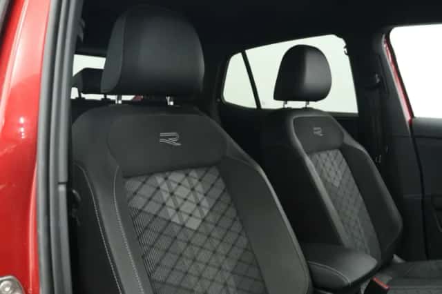 Volkswagen T-Cross (2025) thumbnail 3