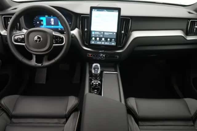 Volvo XC60 (2026) thumbnail 3