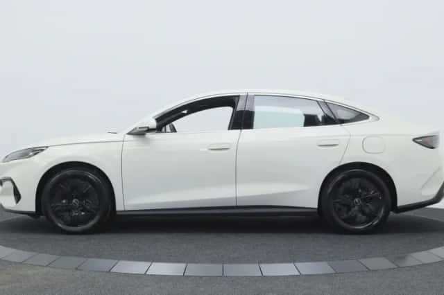 BYD Seal (2025) thumbnail 6