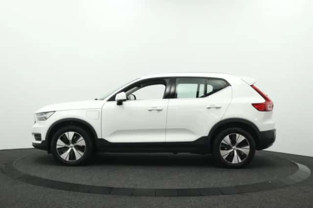 Volvo XC40 (2021) thumbnail 6