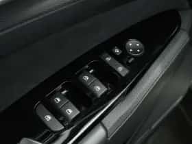Kia Sportage (2023) thumbnail 24
