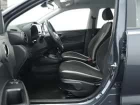 Hyundai i10 (2023) thumbnail 17