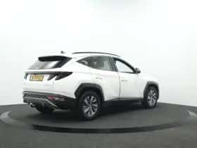 Hyundai Tucson (2023) thumbnail 2