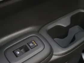 Hyundai Santa Fe (2025) thumbnail 24