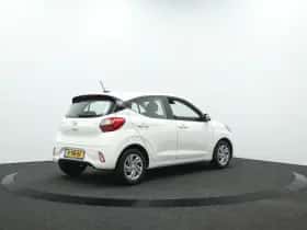 Hyundai i10 (2022) thumbnail 2