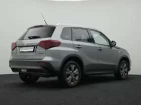 Suzuki Vitara (2023) thumbnail 2