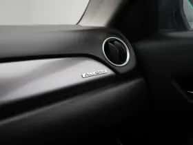 Suzuki Vitara (2023) thumbnail 44