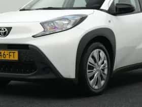 Toyota Aygo (2023) thumbnail 41