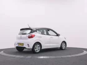 Hyundai i10 (2022) thumbnail 2