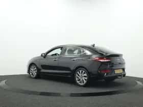 Hyundai i30 (2018) thumbnail 9