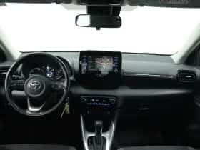 Toyota Yaris (2021) thumbnail 17
