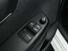 Toyota Yaris (2021) thumbnail 18