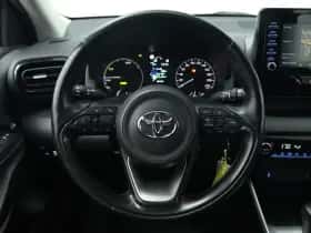 Toyota Yaris (2021) thumbnail 20