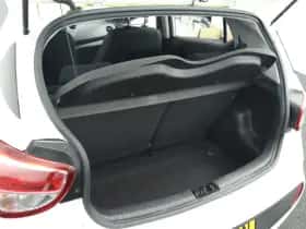 Hyundai i10 (2019) thumbnail 18