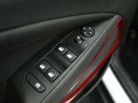 Opel Crossland (2022) thumbnail 22