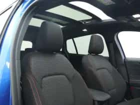 Ford Focus (2024) thumbnail 3