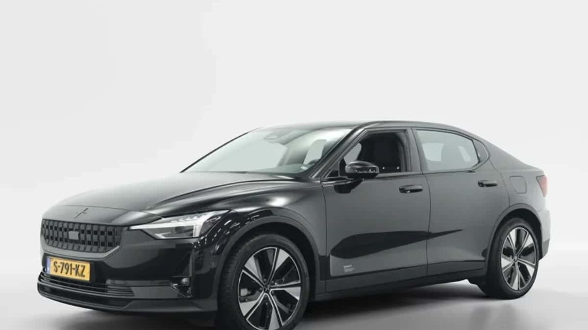 Polestar 2 (2023) — foto 1