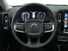 Volvo XC40 (2023) thumbnail 30