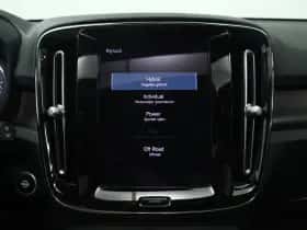 Volvo XC40 (2023) thumbnail 45
