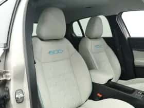 Fiat 600e (2025) thumbnail 3