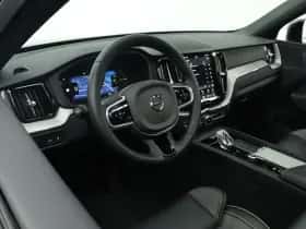 Volvo XC60 (2025) thumbnail 11